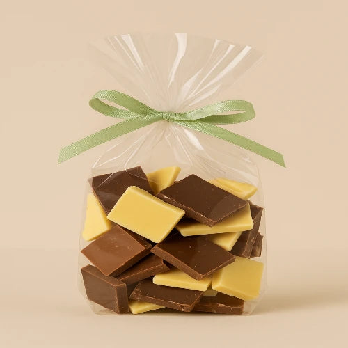 שברי שוקולד מעורב – 100 גרם בשקית