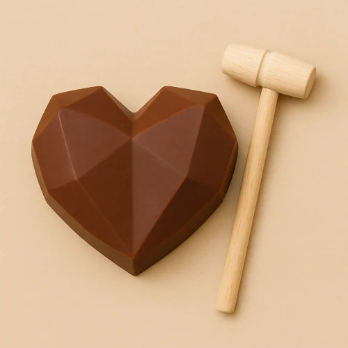 קופסת ניפוץ שוקולד בצורת לב – ים של הפתעות